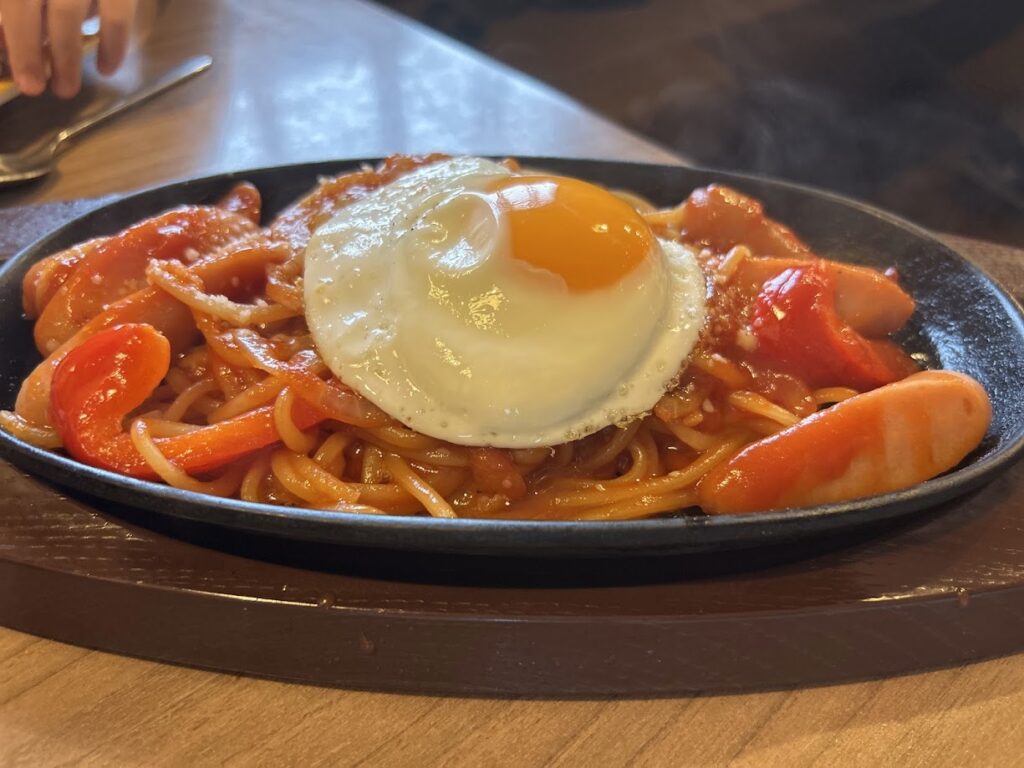 鉄板焼きナポリタン