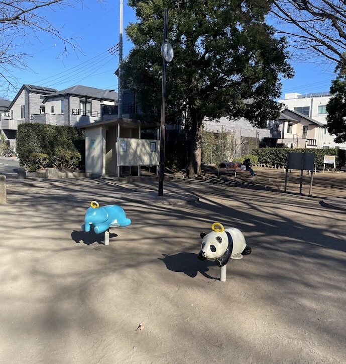 スプリング遊具