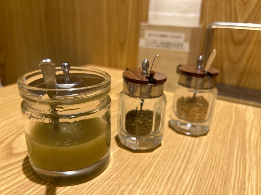 テーブル上調味料