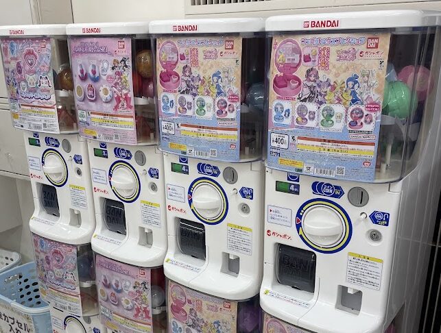 ガチャガチャ