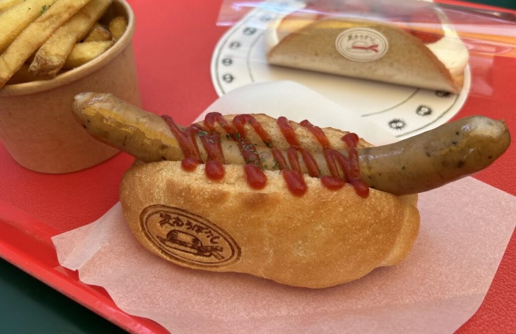 麦わらぼうしのホットドッグ