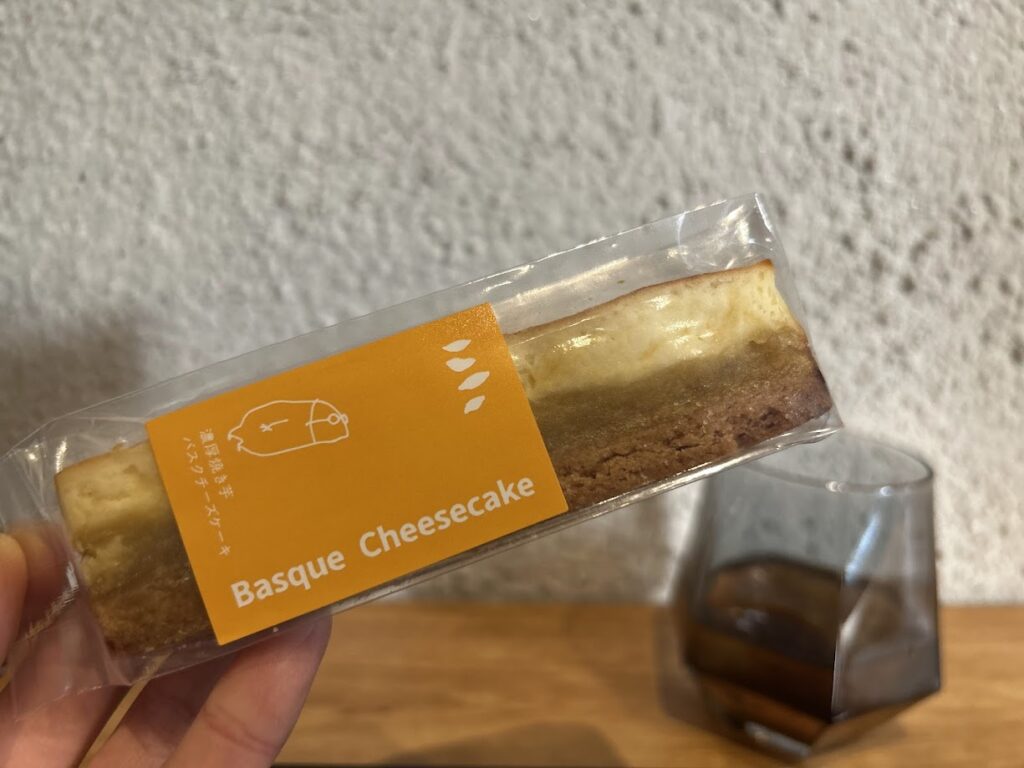 濃厚焼き芋バスクチーズケーキ