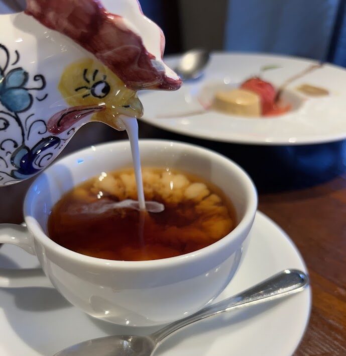 ミルクピッチャー