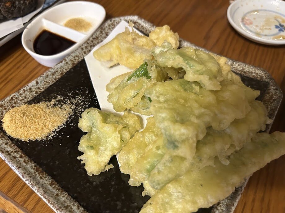 オオタニワタリとアダンの天婦羅