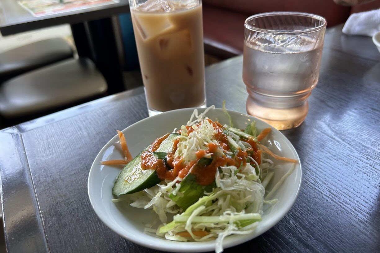 Aセット(サラダとドリンク)