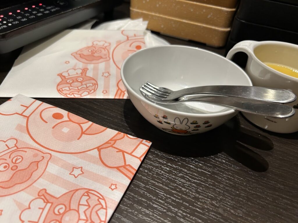 取り皿・紙エプロン