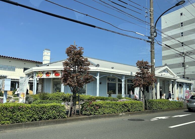 文明堂・壹番舘武蔵村山店の外観