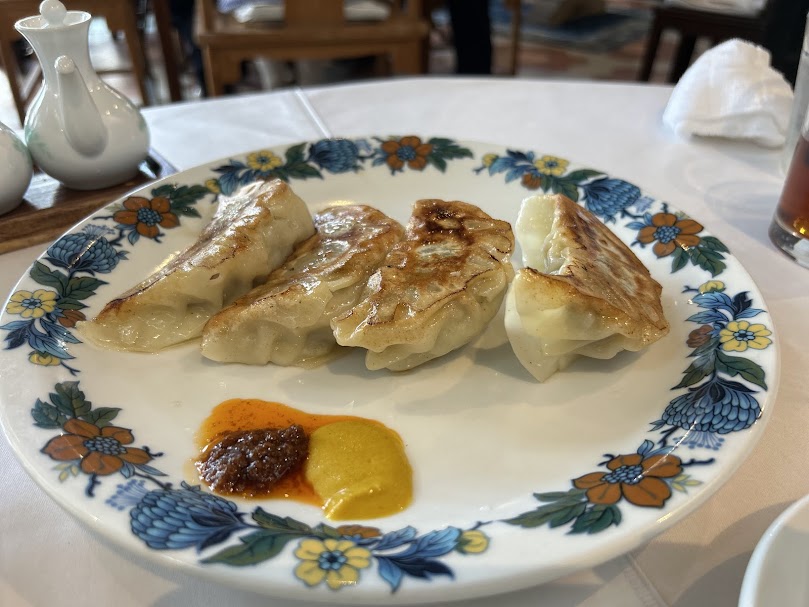 大きな焼餃子