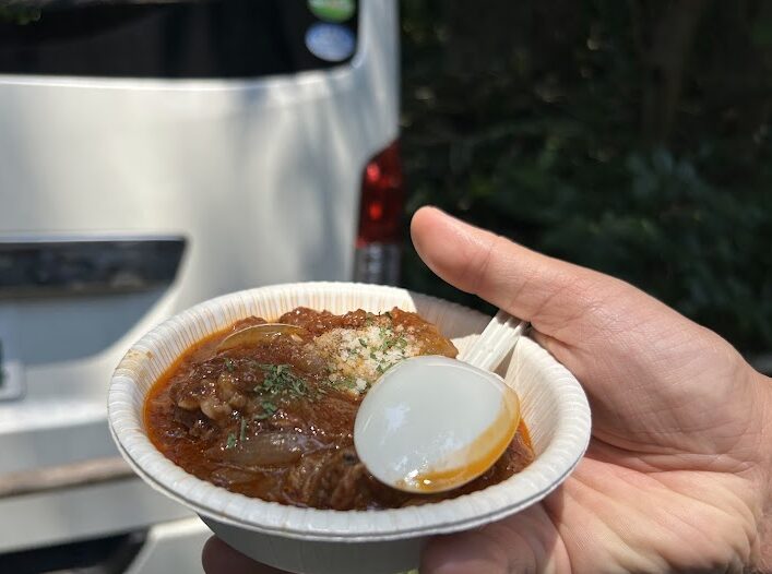 和牛すじトマト煮込み