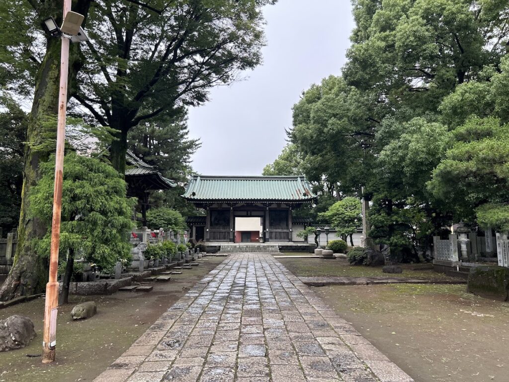 境内の様子