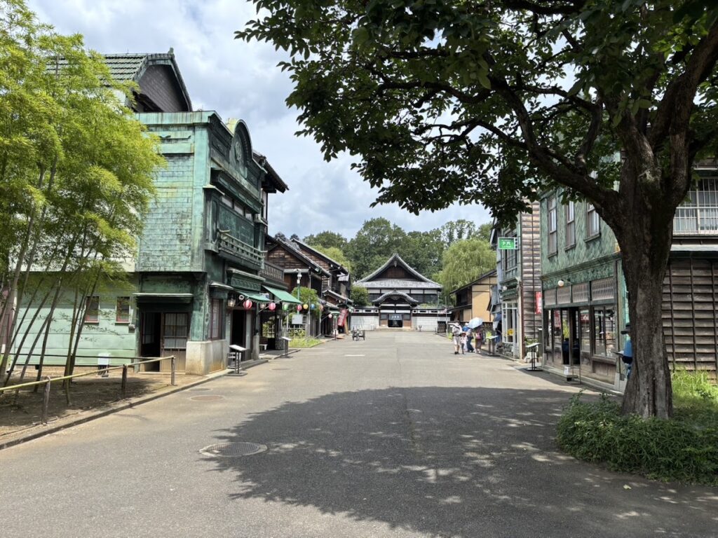 東ゾーン