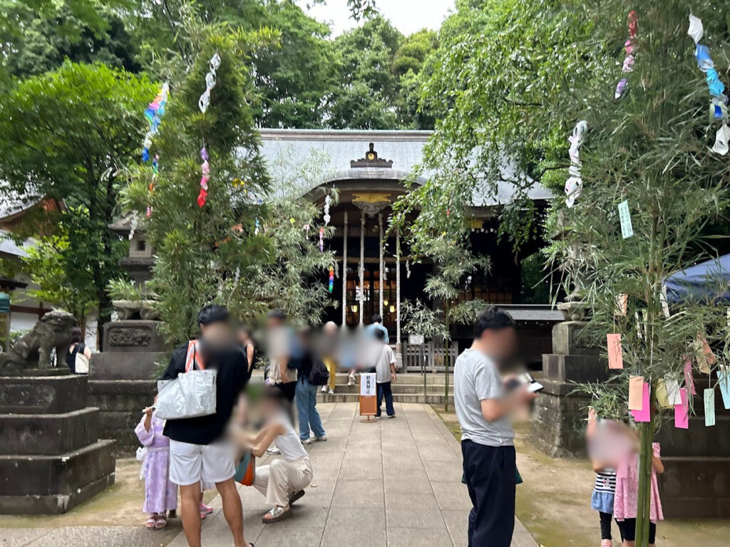 境内の様子