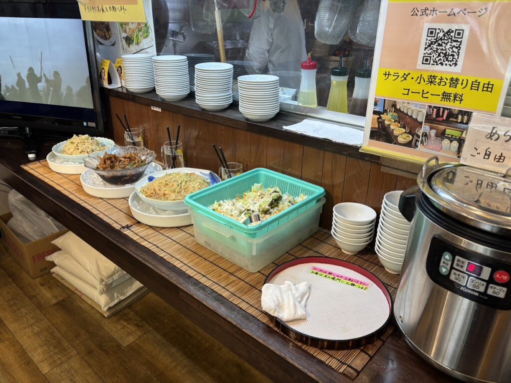 おかずのセルフサービス
