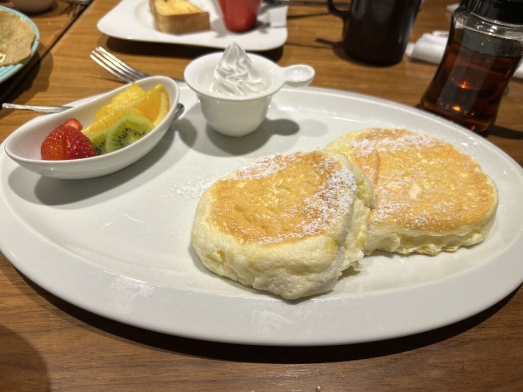 フルーツMIXパンケーキ