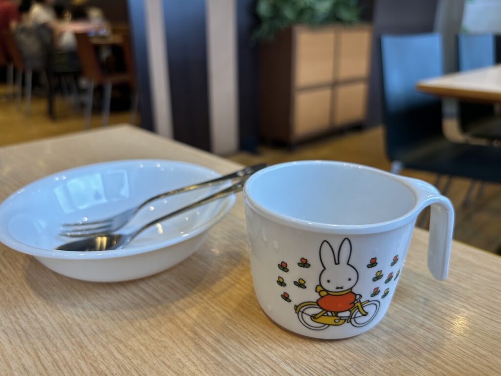 子ども用食器