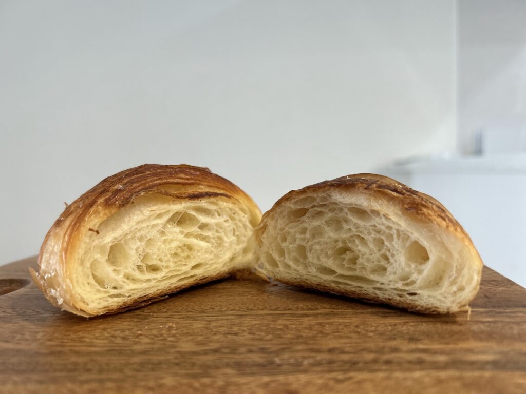 クロワッサン断面